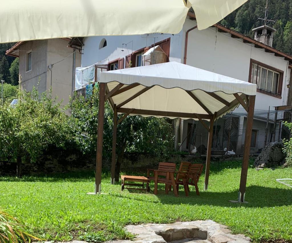 L' Antica Casa Di Maria Lilia Appartement Pieve di Cadore Buitenkant foto