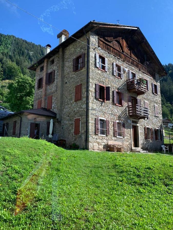L' Antica Casa Di Maria Lilia Appartement Pieve di Cadore Buitenkant foto